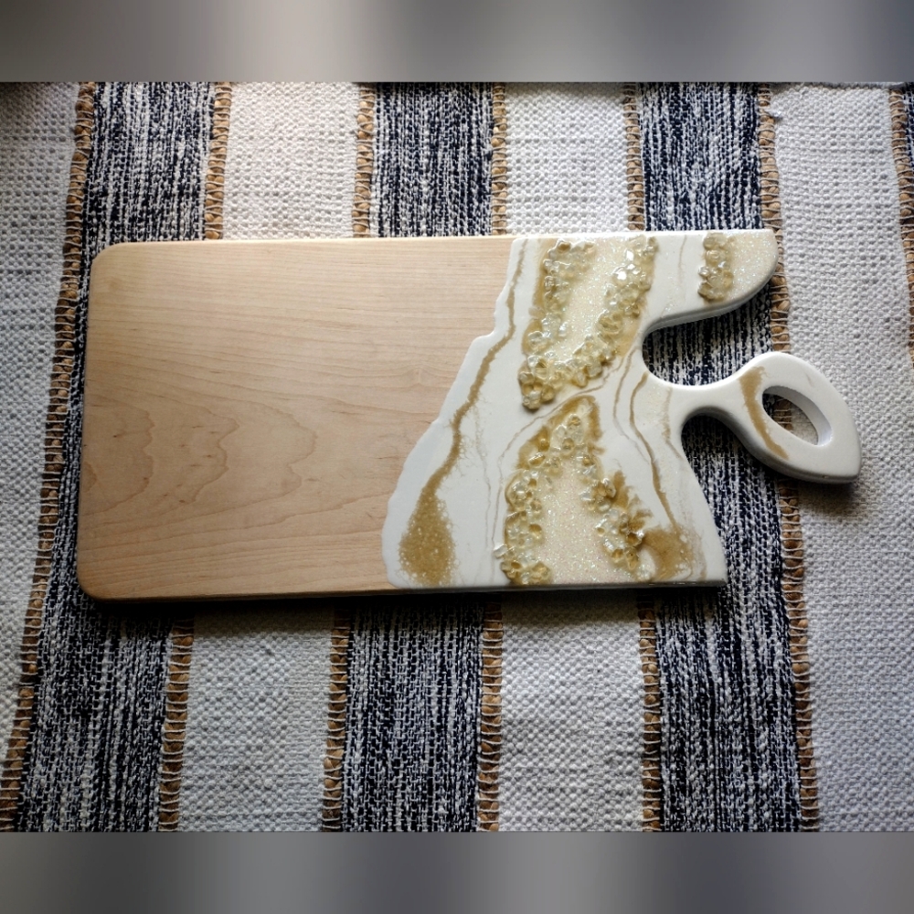 Elegant Cream and Gold Cutting Board - Picture 2 of 6